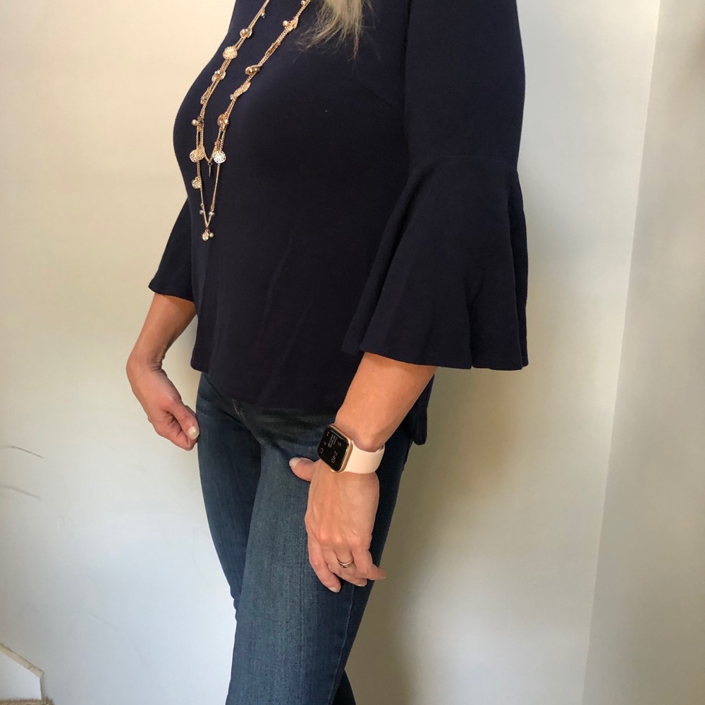 Navy blue 3/4 flare sleeved shirt size - M